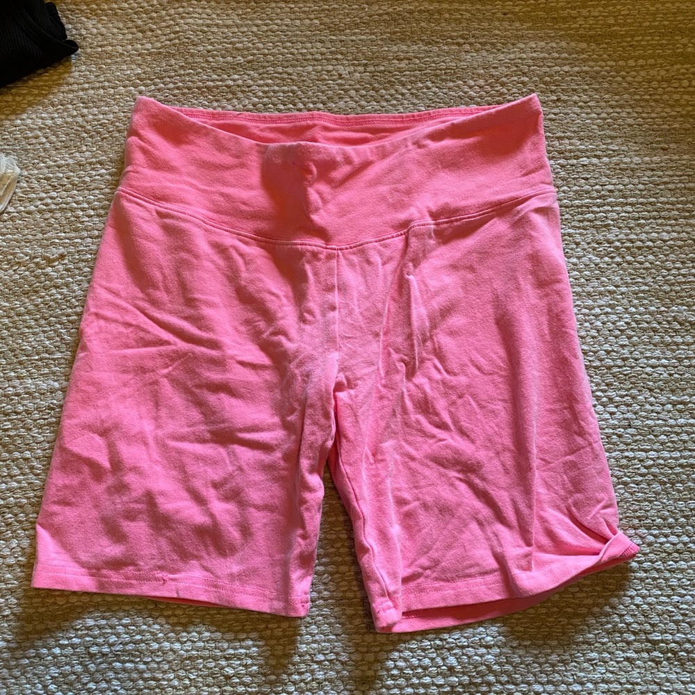 Aritzia TNA bike short